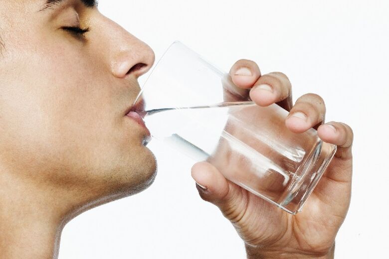 drinking water for weight loss of 7 kg per week