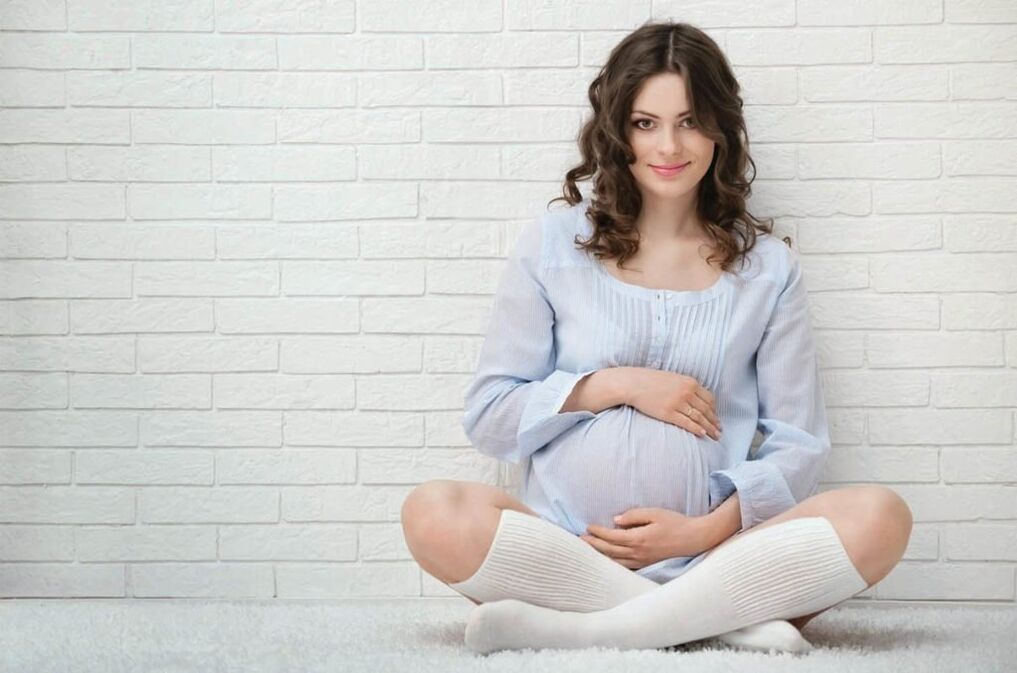 Pregnant girl
