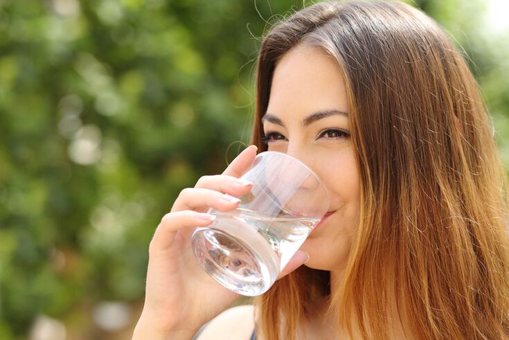 all you need to do on a lazy diet is drink enough fluids